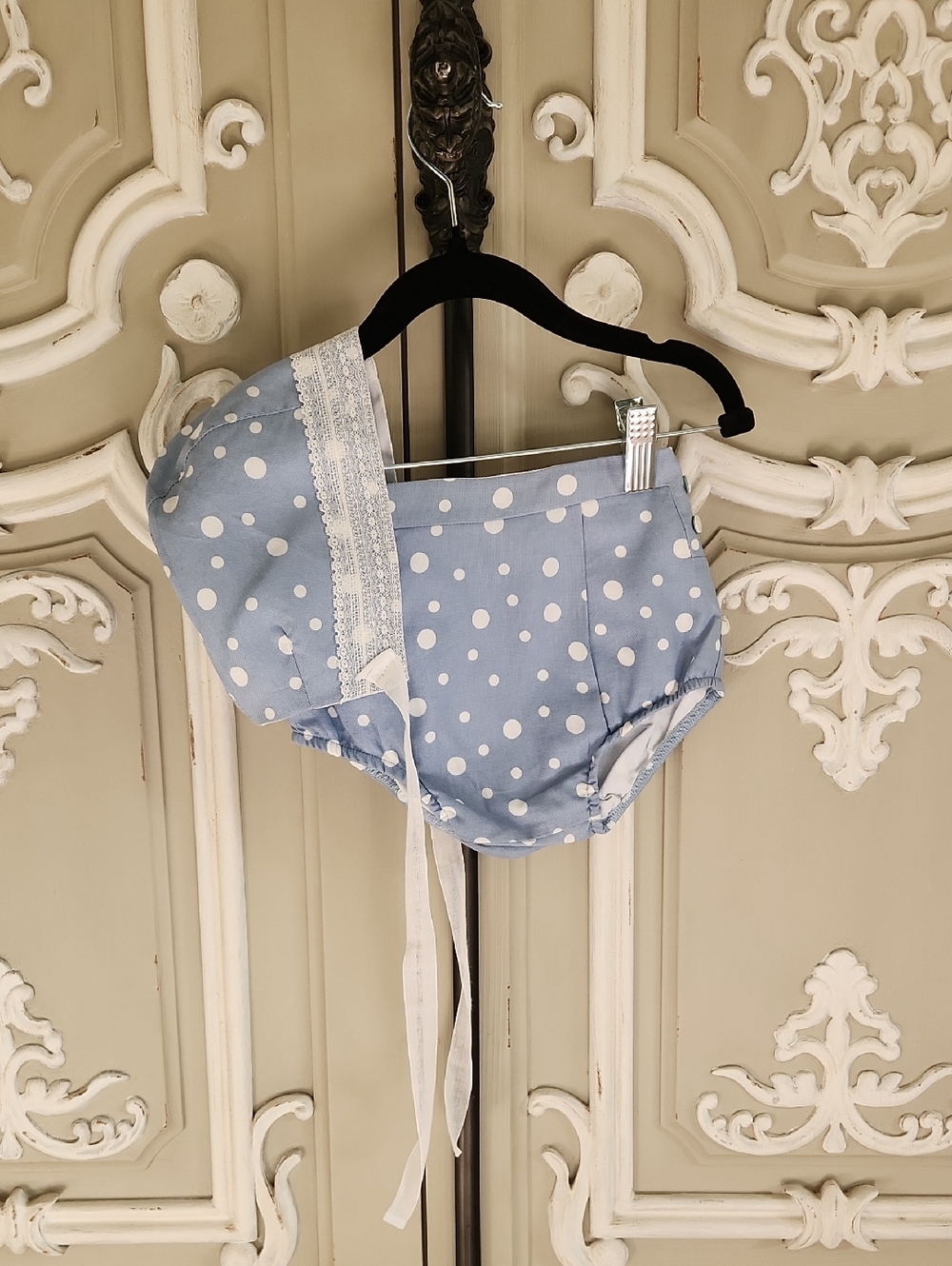 Pili Carrera Baby Bloomers & Bonnet Size 18 - 24 Months/ 2 NWOT